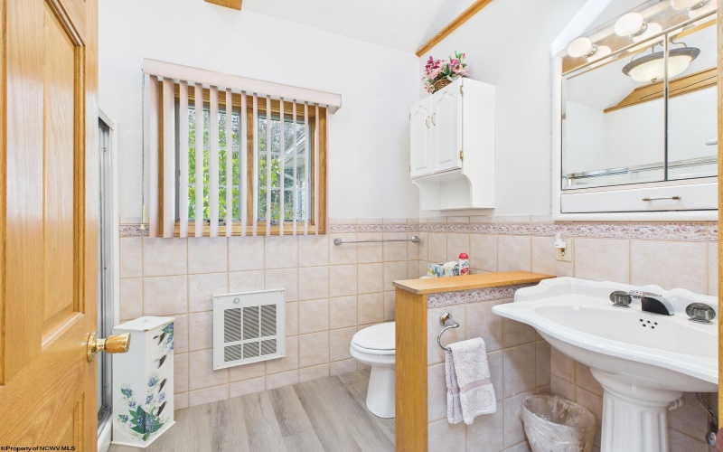 13 Norris Ridge Road, Philippi, West Virginia 26416, 4 Bedrooms Bedrooms, 9 Rooms Rooms,3 BathroomsBathrooms,Single Family Detached,For Sale,Norris Ridge,10162335 13 Norris Ridge Road, Philippi, West Virginia 26416, 4 Bedrooms Bedrooms, 9 Rooms Rooms,3 BathroomsBathrooms,Single Family Detached,For Sale,Norris Ridge,10162335