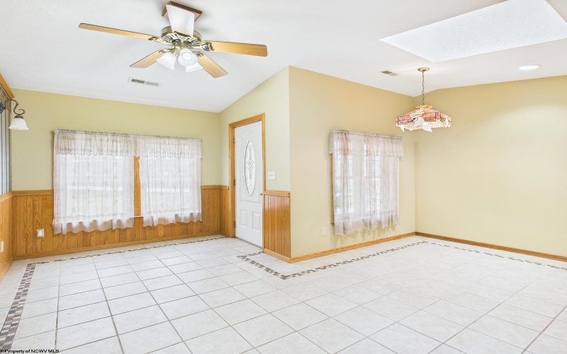 13 Norris Ridge Road, Philippi, West Virginia 26416, 4 Bedrooms Bedrooms, 9 Rooms Rooms,3 BathroomsBathrooms,Single Family Detached,For Sale,Norris Ridge,10162335 13 Norris Ridge Road, Philippi, West Virginia 26416, 4 Bedrooms Bedrooms, 9 Rooms Rooms,3 BathroomsBathrooms,Single Family Detached,For Sale,Norris Ridge,10162335