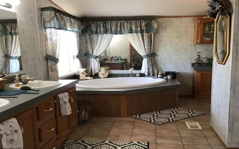 3443 Stewartstown Road, Morgantown, West Virginia 26508, 3 Bedrooms Bedrooms, 7 Rooms Rooms,2 BathroomsBathrooms,Single Family Detached,For Sale,Stewartstown,10162332 3443 Stewartstown Road, Morgantown, West Virginia 26508, 3 Bedrooms Bedrooms, 7 Rooms Rooms,2 BathroomsBathrooms,Single Family Detached,For Sale,Stewartstown,10162332