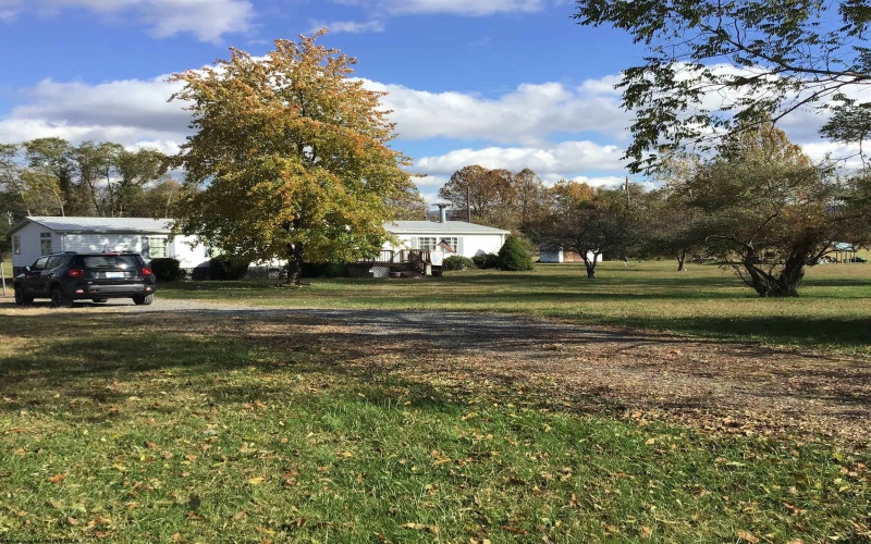 3443 Stewartstown Road, Morgantown, West Virginia 26508, 3 Bedrooms Bedrooms, 7 Rooms Rooms,2 BathroomsBathrooms,Single Family Detached,For Sale,Stewartstown,10162332 3443 Stewartstown Road, Morgantown, West Virginia 26508, 3 Bedrooms Bedrooms, 7 Rooms Rooms,2 BathroomsBathrooms,Single Family Detached,For Sale,Stewartstown,10162332