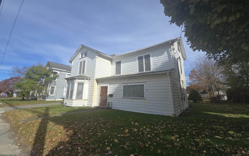 62 Kanawha Street, Buckhannon, West Virginia 26201, 5 Bedrooms Bedrooms, 10 Rooms Rooms,1 BathroomBathrooms,Single Family Detached,For Sale,Kanawha,10162352 62 Kanawha Street, Buckhannon, West Virginia 26201, 5 Bedrooms Bedrooms, 10 Rooms Rooms,1 BathroomBathrooms,Single Family Detached,For Sale,Kanawha,10162352