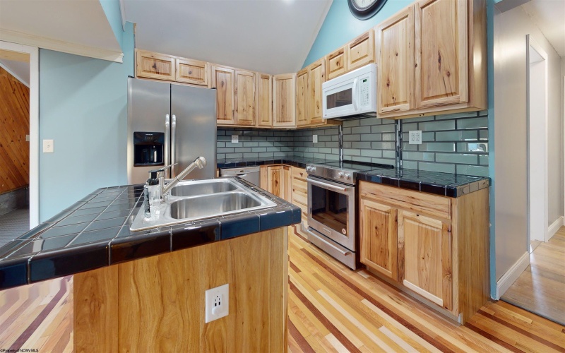 1256 GRAFTON Road, Morgantown, West Virginia 26508, 2 Bedrooms Bedrooms, 6 Rooms Rooms,2 BathroomsBathrooms,Single Family Detached,For Sale,GRAFTON,10162351 1256 GRAFTON Road, Morgantown, West Virginia 26508, 2 Bedrooms Bedrooms, 6 Rooms Rooms,2 BathroomsBathrooms,Single Family Detached,For Sale,GRAFTON,10162351