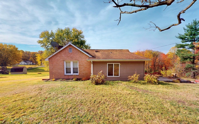 1256 GRAFTON Road, Morgantown, West Virginia 26508, 2 Bedrooms Bedrooms, 6 Rooms Rooms,2 BathroomsBathrooms,Single Family Detached,For Sale,GRAFTON,10162351 1256 GRAFTON Road, Morgantown, West Virginia 26508, 2 Bedrooms Bedrooms, 6 Rooms Rooms,2 BathroomsBathrooms,Single Family Detached,For Sale,GRAFTON,10162351