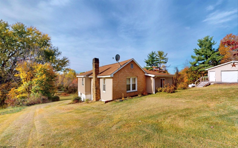 1256 GRAFTON Road, Morgantown, West Virginia 26508, 2 Bedrooms Bedrooms, 6 Rooms Rooms,2 BathroomsBathrooms,Single Family Detached,For Sale,GRAFTON,10162351 1256 GRAFTON Road, Morgantown, West Virginia 26508, 2 Bedrooms Bedrooms, 6 Rooms Rooms,2 BathroomsBathrooms,Single Family Detached,For Sale,GRAFTON,10162351