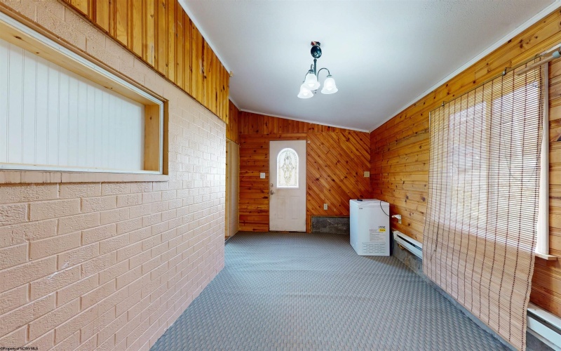 1256 GRAFTON Road, Morgantown, West Virginia 26508, 2 Bedrooms Bedrooms, 6 Rooms Rooms,2 BathroomsBathrooms,Single Family Detached,For Sale,GRAFTON,10162351 1256 GRAFTON Road, Morgantown, West Virginia 26508, 2 Bedrooms Bedrooms, 6 Rooms Rooms,2 BathroomsBathrooms,Single Family Detached,For Sale,GRAFTON,10162351