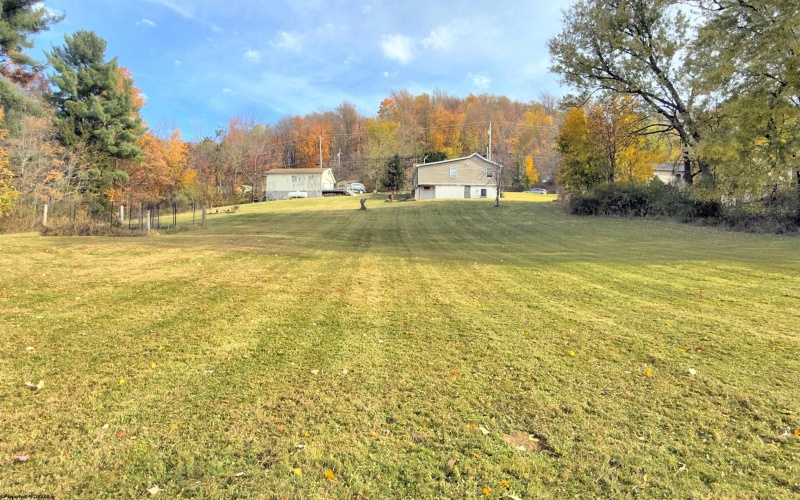 1256 GRAFTON Road, Morgantown, West Virginia 26508, 2 Bedrooms Bedrooms, 6 Rooms Rooms,2 BathroomsBathrooms,Single Family Detached,For Sale,GRAFTON,10162351 1256 GRAFTON Road, Morgantown, West Virginia 26508, 2 Bedrooms Bedrooms, 6 Rooms Rooms,2 BathroomsBathrooms,Single Family Detached,For Sale,GRAFTON,10162351