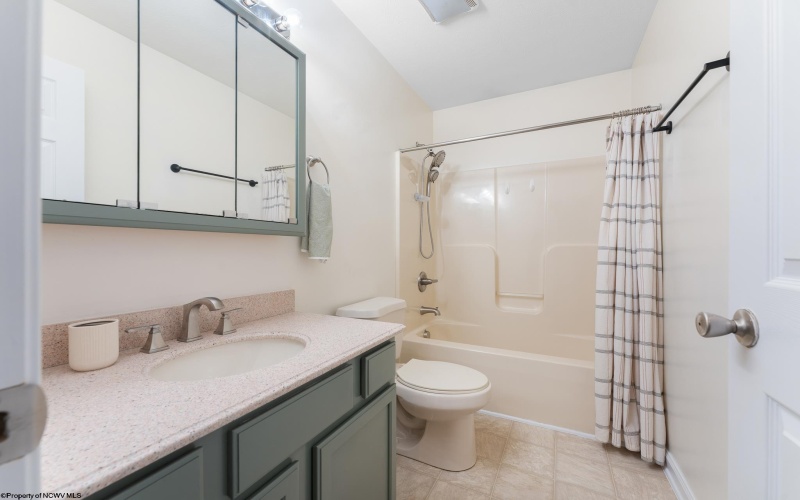 59 Par Lane, Maidsville, West Virginia 26541, 2 Bedrooms Bedrooms, 4 Rooms Rooms,2 BathroomsBathrooms,Single Family Attached,For Sale,Par,10162359