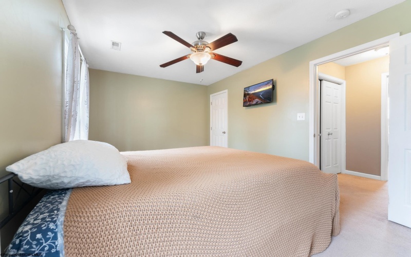 59 Par Lane, Maidsville, West Virginia 26541, 2 Bedrooms Bedrooms, 4 Rooms Rooms,2 BathroomsBathrooms,Single Family Attached,For Sale,Par,10162359