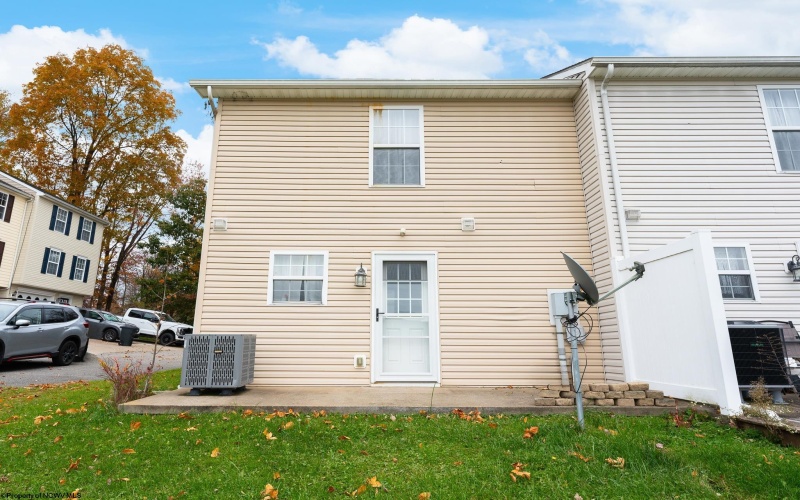 59 Par Lane, Maidsville, West Virginia 26541, 2 Bedrooms Bedrooms, 4 Rooms Rooms,2 BathroomsBathrooms,Single Family Attached,For Sale,Par,10162359