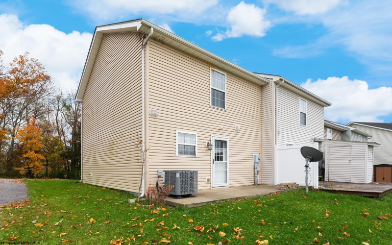 59 Par Lane, Maidsville, West Virginia 26541, 2 Bedrooms Bedrooms, 4 Rooms Rooms,2 BathroomsBathrooms,Single Family Attached,For Sale,Par,10162359