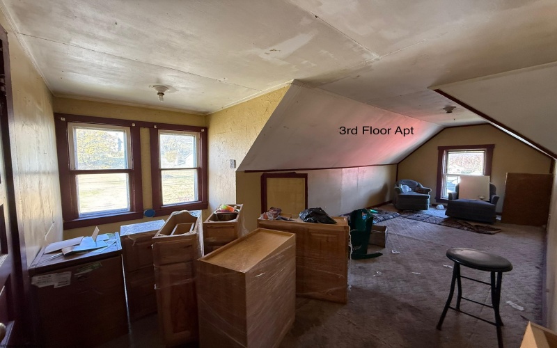 1008 Main Street, Mannington, West Virginia 26582, ,Multi-unit/income,For Sale,Main,10162353