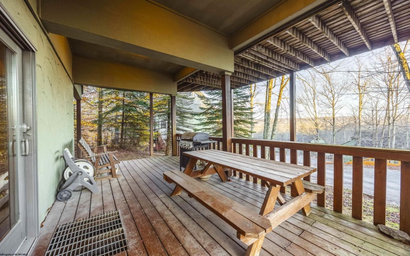 101 Treetop Lane, Davis, West Virginia 26260, 4 Bedrooms Bedrooms, 7 Rooms Rooms,3 BathroomsBathrooms,Single Family Detached,For Sale,Treetop,10162367 101 Treetop Lane, Davis, West Virginia 26260, 4 Bedrooms Bedrooms, 7 Rooms Rooms,3 BathroomsBathrooms,Single Family Detached,For Sale,Treetop,10162367