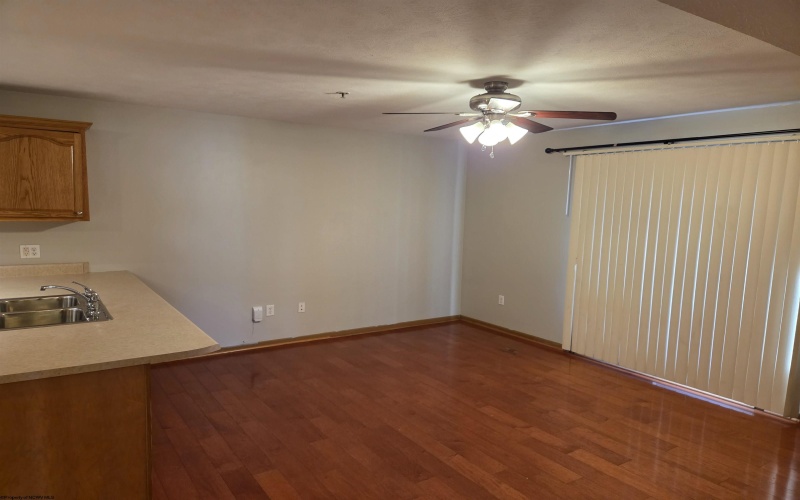 134 Creekside Drive, Morgantown, West Virginia 26508, 2 Bedrooms Bedrooms, 4 Rooms Rooms,2 BathroomsBathrooms,Residential Rentals,For Rent,Creekside,10162364 134 Creekside Drive, Morgantown, West Virginia 26508, 2 Bedrooms Bedrooms, 4 Rooms Rooms,2 BathroomsBathrooms,Residential Rentals,For Rent,Creekside,10162364