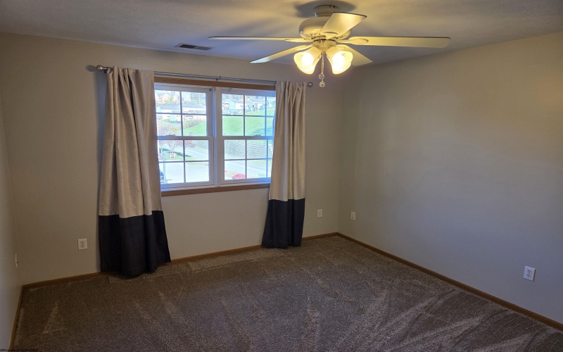 134 Creekside Drive, Morgantown, West Virginia 26508, 2 Bedrooms Bedrooms, 4 Rooms Rooms,2 BathroomsBathrooms,Residential Rentals,For Rent,Creekside,10162364 134 Creekside Drive, Morgantown, West Virginia 26508, 2 Bedrooms Bedrooms, 4 Rooms Rooms,2 BathroomsBathrooms,Residential Rentals,For Rent,Creekside,10162364