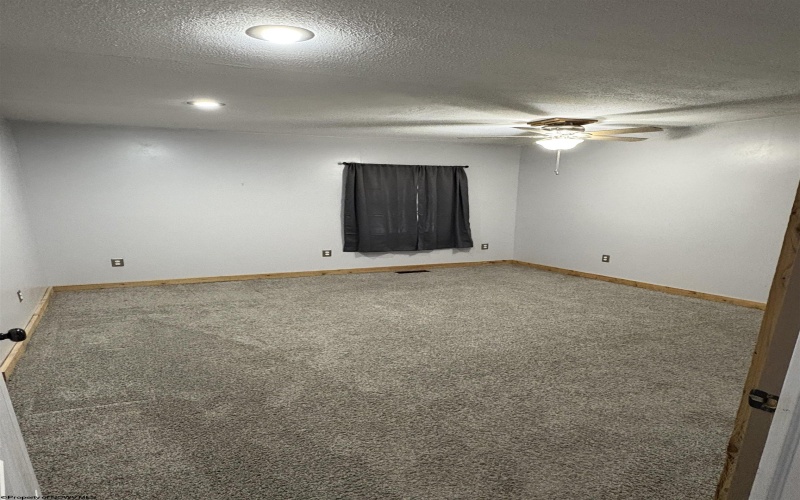 1323 Pennsylvania Avenue, Fairmont, West Virginia 26554, 3 Bedrooms Bedrooms, 9 Rooms Rooms,3 BathroomsBathrooms,Residential Rentals,For Rent,Pennsylvania,10162368 1323 Pennsylvania Avenue, Fairmont, West Virginia 26554, 3 Bedrooms Bedrooms, 9 Rooms Rooms,3 BathroomsBathrooms,Residential Rentals,For Rent,Pennsylvania,10162368