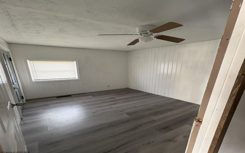 1323 Pennsylvania Avenue, Fairmont, West Virginia 26554, 3 Bedrooms Bedrooms, 9 Rooms Rooms,3 BathroomsBathrooms,Residential Rentals,For Rent,Pennsylvania,10162368 1323 Pennsylvania Avenue, Fairmont, West Virginia 26554, 3 Bedrooms Bedrooms, 9 Rooms Rooms,3 BathroomsBathrooms,Residential Rentals,For Rent,Pennsylvania,10162368