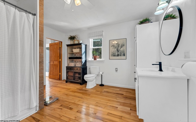 664 Rexroad Farm Road, Bruceton Mills, West Virginia 26525, 2 Bedrooms Bedrooms, 6 Rooms Rooms,2 BathroomsBathrooms,Single Family Detached,For Sale,Rexroad Farm,10161873