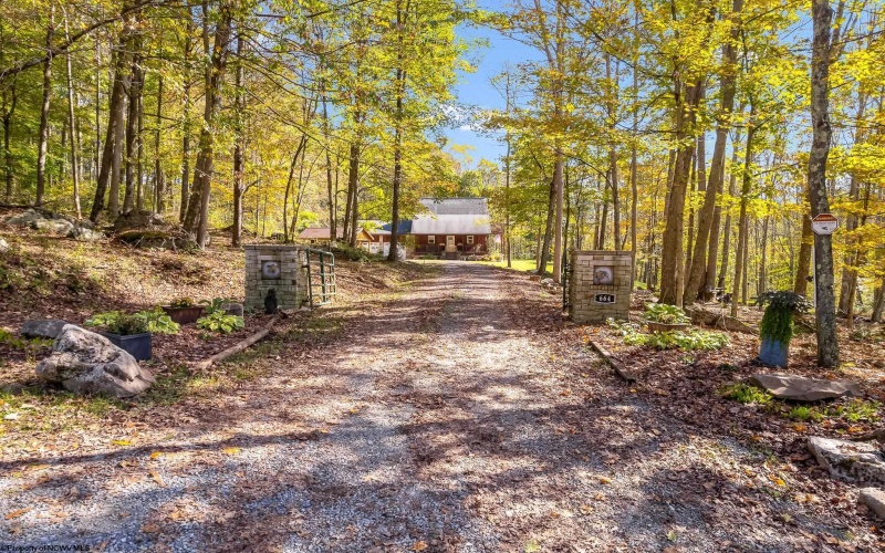 664 Rexroad Farm Road, Bruceton Mills, West Virginia 26525, 2 Bedrooms Bedrooms, 6 Rooms Rooms,2 BathroomsBathrooms,Single Family Detached,For Sale,Rexroad Farm,10161873