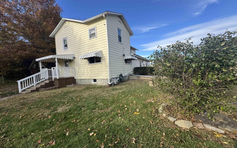 15 Ritchie Street, Buckhannon, West Virginia 26201, 2 Bedrooms Bedrooms, 5 Rooms Rooms,2 BathroomsBathrooms,Single Family Detached,For Sale,Ritchie,10162354 15 Ritchie Street, Buckhannon, West Virginia 26201, 2 Bedrooms Bedrooms, 5 Rooms Rooms,2 BathroomsBathrooms,Single Family Detached,For Sale,Ritchie,10162354