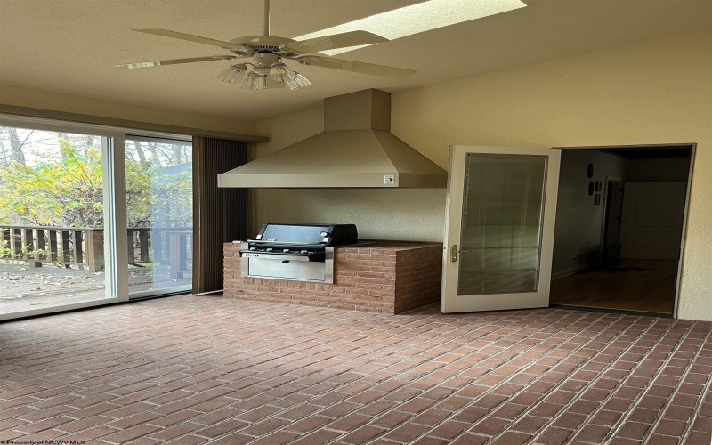 534 Morning Dove Drive, Clarksburg, West Virginia 26301, 4 Bedrooms Bedrooms, 7 Rooms Rooms,3 BathroomsBathrooms,Single Family Detached,For Sale,Morning Dove,10162356 534 Morning Dove Drive, Clarksburg, West Virginia 26301, 4 Bedrooms Bedrooms, 7 Rooms Rooms,3 BathroomsBathrooms,Single Family Detached,For Sale,Morning Dove,10162356