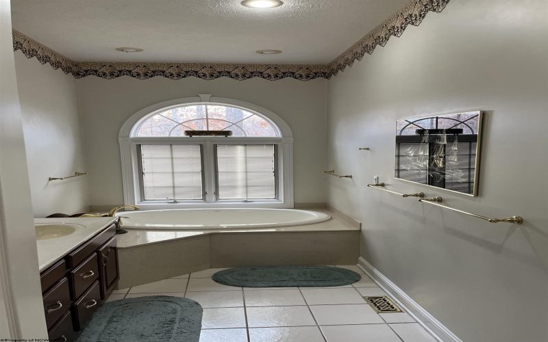 534 Morning Dove Drive, Clarksburg, West Virginia 26301, 4 Bedrooms Bedrooms, 7 Rooms Rooms,3 BathroomsBathrooms,Single Family Detached,For Sale,Morning Dove,10162356 534 Morning Dove Drive, Clarksburg, West Virginia 26301, 4 Bedrooms Bedrooms, 7 Rooms Rooms,3 BathroomsBathrooms,Single Family Detached,For Sale,Morning Dove,10162356