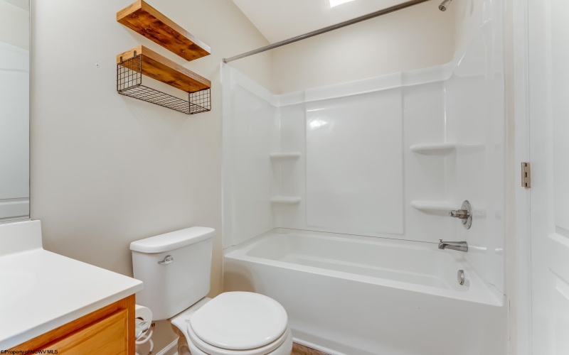 127 Inlet Street, Morgantown, West Virginia 26508, 2 Bedrooms Bedrooms, 5 Rooms Rooms,2 BathroomsBathrooms,Single Family Attached,For Sale,Inlet,10162373 127 Inlet Street, Morgantown, West Virginia 26508, 2 Bedrooms Bedrooms, 5 Rooms Rooms,2 BathroomsBathrooms,Single Family Attached,For Sale,Inlet,10162373