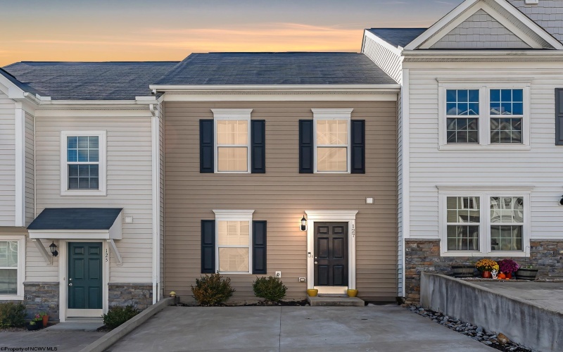 127 Inlet Street, Morgantown, West Virginia 26508, 2 Bedrooms Bedrooms, 5 Rooms Rooms,2 BathroomsBathrooms,Single Family Attached,For Sale,Inlet,10162373 127 Inlet Street, Morgantown, West Virginia 26508, 2 Bedrooms Bedrooms, 5 Rooms Rooms,2 BathroomsBathrooms,Single Family Attached,For Sale,Inlet,10162373