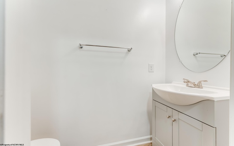 127 Inlet Street, Morgantown, West Virginia 26508, 2 Bedrooms Bedrooms, 5 Rooms Rooms,2 BathroomsBathrooms,Single Family Attached,For Sale,Inlet,10162373 127 Inlet Street, Morgantown, West Virginia 26508, 2 Bedrooms Bedrooms, 5 Rooms Rooms,2 BathroomsBathrooms,Single Family Attached,For Sale,Inlet,10162373