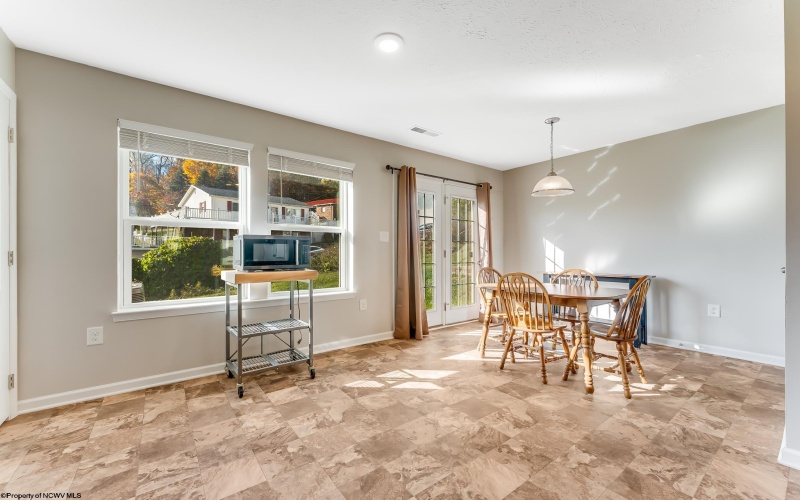 127 Inlet Street, Morgantown, West Virginia 26508, 2 Bedrooms Bedrooms, 5 Rooms Rooms,2 BathroomsBathrooms,Single Family Attached,For Sale,Inlet,10162373 127 Inlet Street, Morgantown, West Virginia 26508, 2 Bedrooms Bedrooms, 5 Rooms Rooms,2 BathroomsBathrooms,Single Family Attached,For Sale,Inlet,10162373