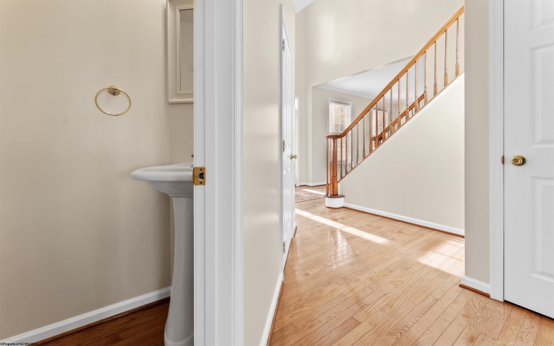 618 Hayfield Street, Morgantown, West Virginia 26508, 4 Bedrooms Bedrooms, 9 Rooms Rooms,4 BathroomsBathrooms,Residential Rentals,For Rent,Hayfield,10162387 618 Hayfield Street, Morgantown, West Virginia 26508, 4 Bedrooms Bedrooms, 9 Rooms Rooms,4 BathroomsBathrooms,Residential Rentals,For Rent,Hayfield,10162387