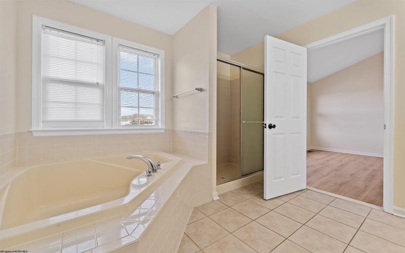 618 Hayfield Street, Morgantown, West Virginia 26508, 4 Bedrooms Bedrooms, 9 Rooms Rooms,4 BathroomsBathrooms,Residential Rentals,For Rent,Hayfield,10162387 618 Hayfield Street, Morgantown, West Virginia 26508, 4 Bedrooms Bedrooms, 9 Rooms Rooms,4 BathroomsBathrooms,Residential Rentals,For Rent,Hayfield,10162387