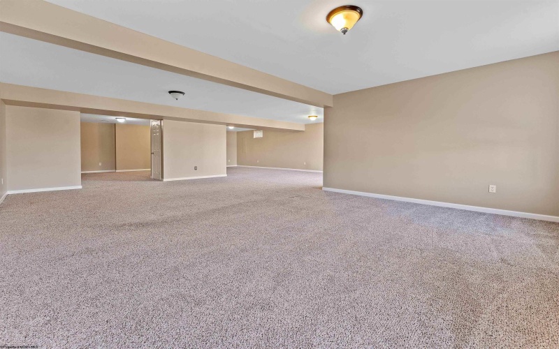 618 Hayfield Street, Morgantown, West Virginia 26508, 4 Bedrooms Bedrooms, 9 Rooms Rooms,4 BathroomsBathrooms,Residential Rentals,For Rent,Hayfield,10162387 618 Hayfield Street, Morgantown, West Virginia 26508, 4 Bedrooms Bedrooms, 9 Rooms Rooms,4 BathroomsBathrooms,Residential Rentals,For Rent,Hayfield,10162387