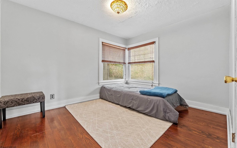 924 Garrison Avenue, Morgantown, West Virginia 26505, 2 Bedrooms Bedrooms, 4 Rooms Rooms,1 BathroomBathrooms,Single Family Detached,For Sale,Garrison,10162388 924 Garrison Avenue, Morgantown, West Virginia 26505, 2 Bedrooms Bedrooms, 4 Rooms Rooms,1 BathroomBathrooms,Single Family Detached,For Sale,Garrison,10162388