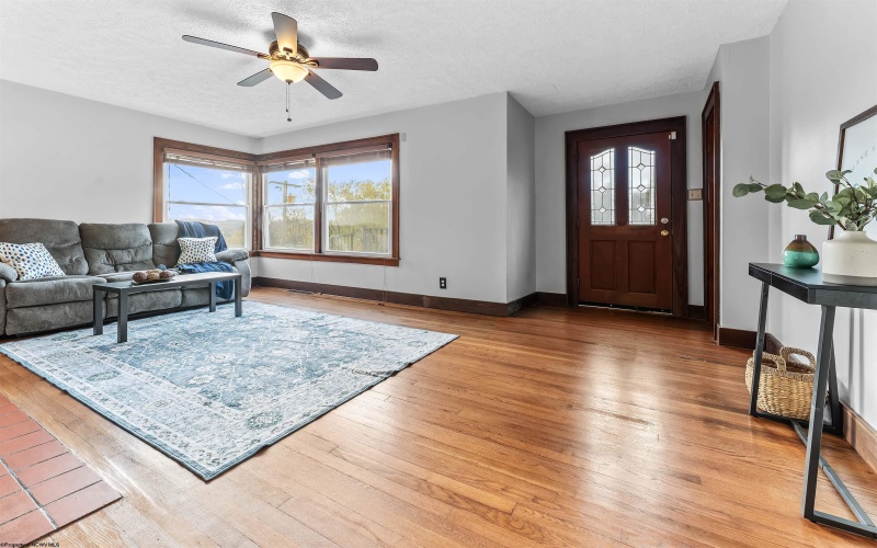 924 Garrison Avenue, Morgantown, West Virginia 26505, 2 Bedrooms Bedrooms, 4 Rooms Rooms,1 BathroomBathrooms,Single Family Detached,For Sale,Garrison,10162388 924 Garrison Avenue, Morgantown, West Virginia 26505, 2 Bedrooms Bedrooms, 4 Rooms Rooms,1 BathroomBathrooms,Single Family Detached,For Sale,Garrison,10162388