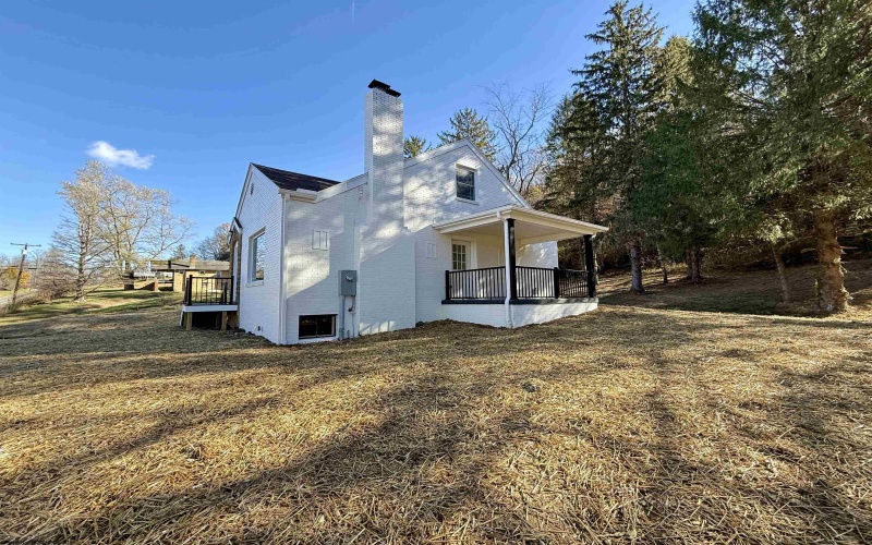 1438 Monumental Road, Fairmont, West Virginia 26554, 3 Bedrooms Bedrooms, 5 Rooms Rooms,2 BathroomsBathrooms,Single Family Detached,For Sale,Monumental,10162370 1438 Monumental Road, Fairmont, West Virginia 26554, 3 Bedrooms Bedrooms, 5 Rooms Rooms,2 BathroomsBathrooms,Single Family Detached,For Sale,Monumental,10162370