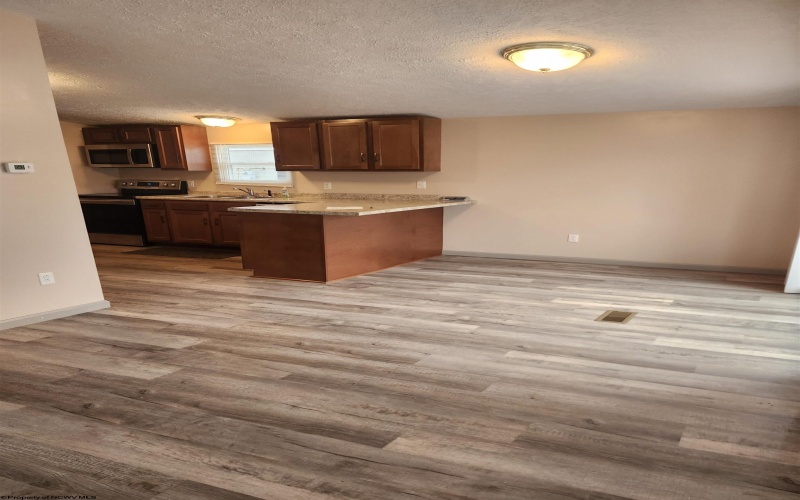 292 Lilly Street, Star City, West Virginia 26505, 3 Bedrooms Bedrooms, 7 Rooms Rooms,2 BathroomsBathrooms,Single Family Detached,For Sale,Lilly,10162371