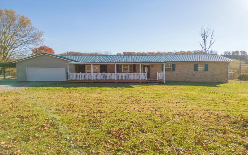 2856 Corbin Branch Road, Bridgeport, West Virginia 26330, 3 Bedrooms Bedrooms, 7 Rooms Rooms,2 BathroomsBathrooms,Single Family Detached,For Sale,Corbin Branch,10162380