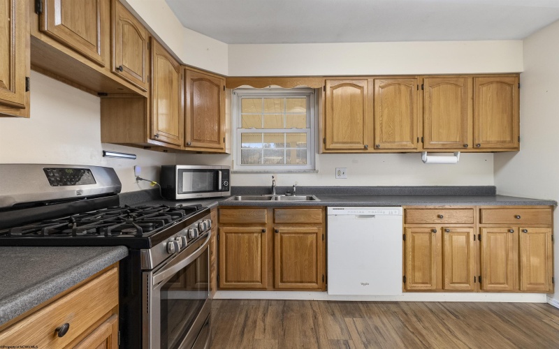 2856 Corbin Branch Road, Bridgeport, West Virginia 26330, 3 Bedrooms Bedrooms, 7 Rooms Rooms,2 BathroomsBathrooms,Single Family Detached,For Sale,Corbin Branch,10162380