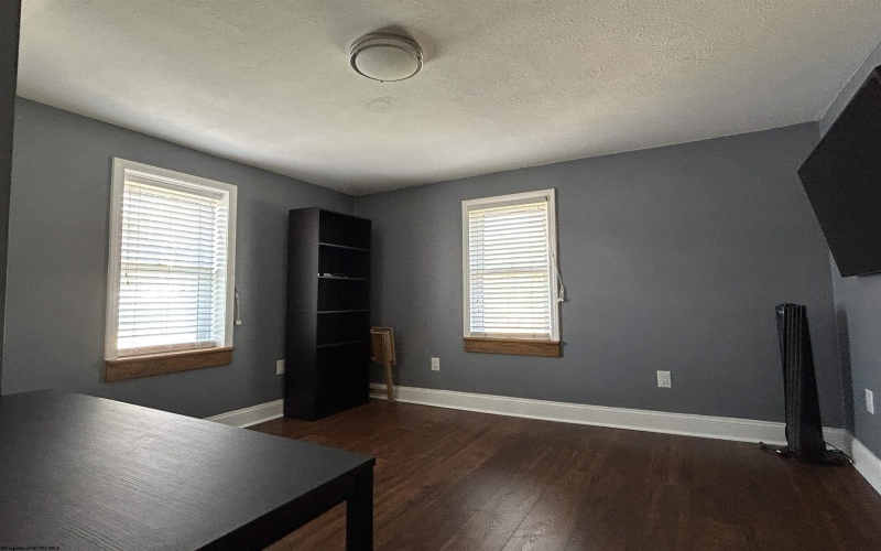 1261 Carlisle Avenue, Morgantown, West Virginia 26505, 3 Bedrooms Bedrooms, 6 Rooms Rooms,1 BathroomBathrooms,Single Family Detached,For Sale,Carlisle,10162378 1261 Carlisle Avenue, Morgantown, West Virginia 26505, 3 Bedrooms Bedrooms, 6 Rooms Rooms,1 BathroomBathrooms,Single Family Detached,For Sale,Carlisle,10162378