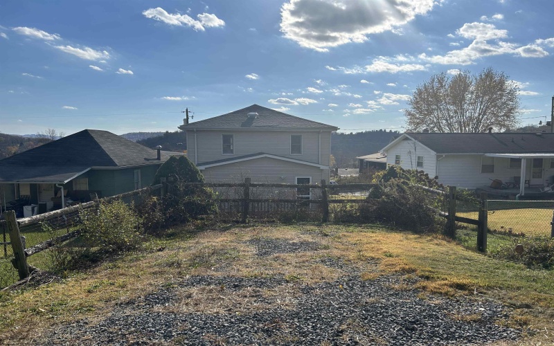 1261 Carlisle Avenue, Morgantown, West Virginia 26505, 3 Bedrooms Bedrooms, 6 Rooms Rooms,1 BathroomBathrooms,Single Family Detached,For Sale,Carlisle,10162378 1261 Carlisle Avenue, Morgantown, West Virginia 26505, 3 Bedrooms Bedrooms, 6 Rooms Rooms,1 BathroomBathrooms,Single Family Detached,For Sale,Carlisle,10162378