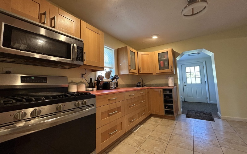 1261 Carlisle Avenue, Morgantown, West Virginia 26505, 3 Bedrooms Bedrooms, 6 Rooms Rooms,1 BathroomBathrooms,Single Family Detached,For Sale,Carlisle,10162378 1261 Carlisle Avenue, Morgantown, West Virginia 26505, 3 Bedrooms Bedrooms, 6 Rooms Rooms,1 BathroomBathrooms,Single Family Detached,For Sale,Carlisle,10162378