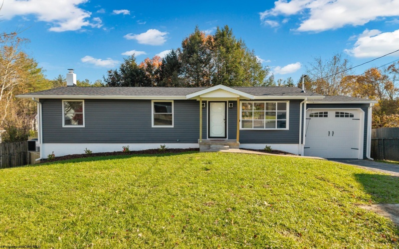 1612 Clifton Road, Fairmont, West Virginia 26554, 4 Bedrooms Bedrooms, 7 Rooms Rooms,3 BathroomsBathrooms,Single Family Detached,For Sale,Clifton,10162376 1612 Clifton Road, Fairmont, West Virginia 26554, 4 Bedrooms Bedrooms, 7 Rooms Rooms,3 BathroomsBathrooms,Single Family Detached,For Sale,Clifton,10162376