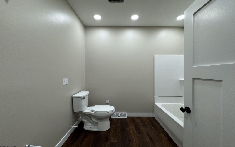 504 Watson Drive, Maidsville, West Virginia 26541-8191, 3 Bedrooms Bedrooms, 6 Rooms Rooms,2 BathroomsBathrooms,Single Family Detached,For Sale,Watson,10162372 504 Watson Drive, Maidsville, West Virginia 26541-8191, 3 Bedrooms Bedrooms, 6 Rooms Rooms,2 BathroomsBathrooms,Single Family Detached,For Sale,Watson,10162372