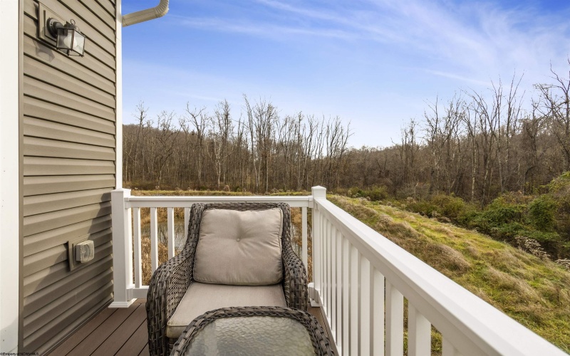 248 Stonehurst Drive, Morgantown, West Virginia 26501, 3 Bedrooms Bedrooms, 7 Rooms Rooms,3 BathroomsBathrooms,Single Family Attached,For Sale,Stonehurst,10162395