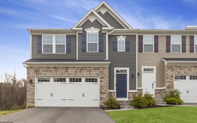 248 Stonehurst Drive, Morgantown, West Virginia 26501, 3 Bedrooms Bedrooms, 7 Rooms Rooms,3 BathroomsBathrooms,Single Family Attached,For Sale,Stonehurst,10162395