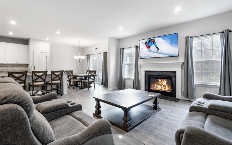 248 Stonehurst Drive, Morgantown, West Virginia 26501, 3 Bedrooms Bedrooms, 7 Rooms Rooms,3 BathroomsBathrooms,Single Family Attached,For Sale,Stonehurst,10162395