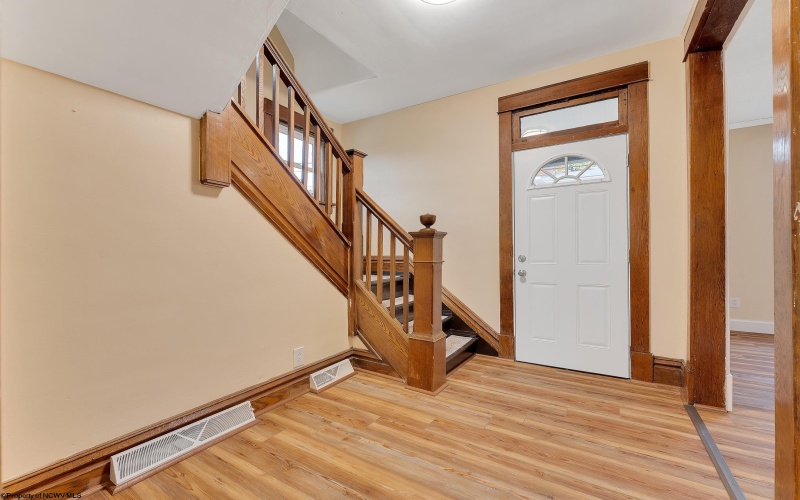 824 Louise Avenue, Morgantown, West Virginia 26505, 3 Bedrooms Bedrooms, 7 Rooms Rooms,2 BathroomsBathrooms,Single Family Detached,For Sale,Louise,10162403 824 Louise Avenue, Morgantown, West Virginia 26505, 3 Bedrooms Bedrooms, 7 Rooms Rooms,2 BathroomsBathrooms,Single Family Detached,For Sale,Louise,10162403