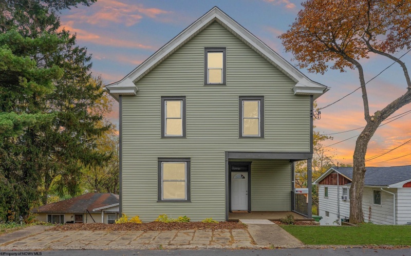 824 Louise Avenue, Morgantown, West Virginia 26505, 3 Bedrooms Bedrooms, 7 Rooms Rooms,2 BathroomsBathrooms,Single Family Detached,For Sale,Louise,10162403 824 Louise Avenue, Morgantown, West Virginia 26505, 3 Bedrooms Bedrooms, 7 Rooms Rooms,2 BathroomsBathrooms,Single Family Detached,For Sale,Louise,10162403