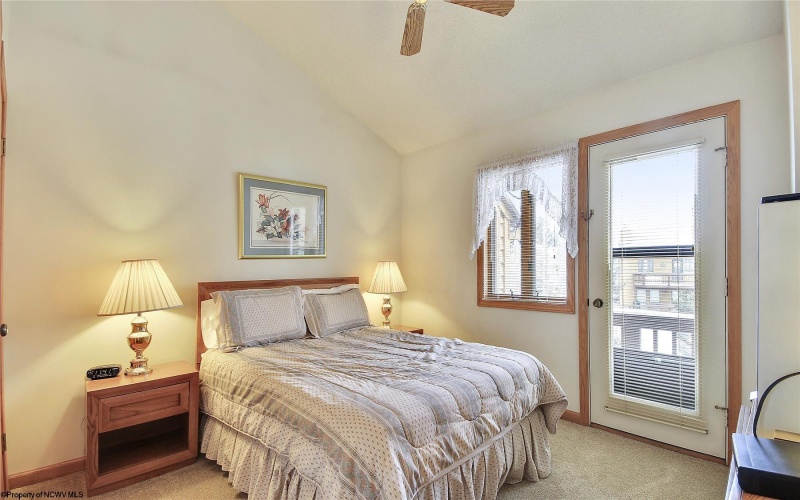 45 Deerfield Circle, Davis, West Virginia 26260, 3 Bedrooms Bedrooms, 8 Rooms Rooms,3 BathroomsBathrooms,Single Family Attached,For Sale,Deerfield,10162401