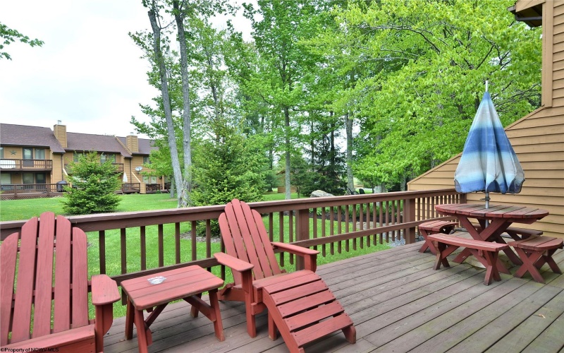 45 Deerfield Circle, Davis, West Virginia 26260, 3 Bedrooms Bedrooms, 8 Rooms Rooms,3 BathroomsBathrooms,Single Family Attached,For Sale,Deerfield,10162401